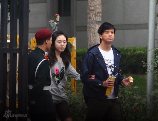 陈晓东与护士女友明日大婚历数其过往旧爱_金鹰