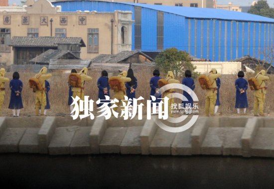 韩寒<em>电影</em>玩穿越 陈乔恩化身民国女学生_金鹰网